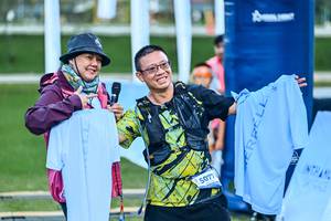 BIB: 5077
                            <button type="button" onclick="openModal(25033809)" class="btn btn-primary btn-sm float-right btn-popup" data-toggle="modal" data-target=".modal-high-quality">
                        <i class="fas fa-shopping-cart"></i> ใส่ตะกร้า
                    </button>
                                            <button type="button" onclick="isThisMe(25033809, true)" class="btn btn-success btn-sm float-right btn-popup btn-isme hidden" data-toggle="tooltip" data-placement="bottom" title="นี่คือรูปของคุณใช่ไหม คลิกที่นี่เพื่อเอาเข้าอัลบั้ม">
                        <i class="fas fa-plus"></i> เพิ่มเข้าอัลบั้ม
                    </button>
                    <button type="button" onclick="isThisMe(25033809, false)" class="btn btn-warning btn-sm float-right btn-popup btn-isnotme hidden">
                        <i class="fas fa-ban"></i> นำออกจากอัลบั้ม
                    </button>